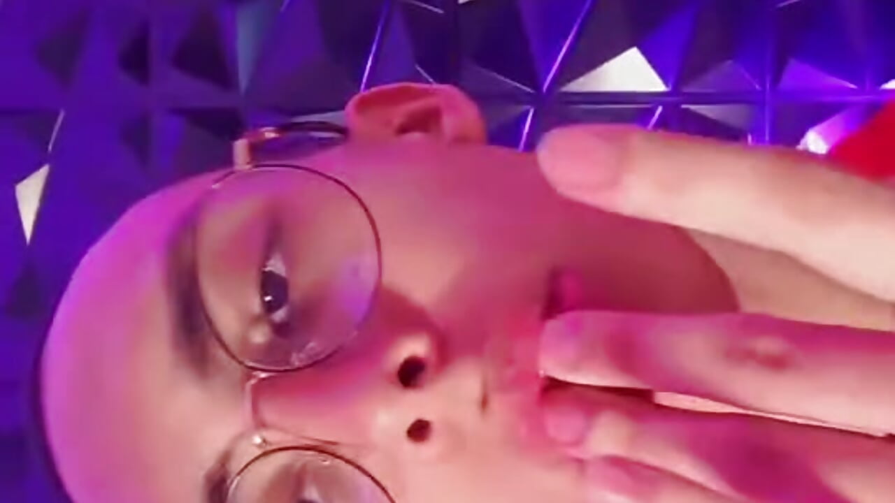 👅 - video by EthaanCox cam model