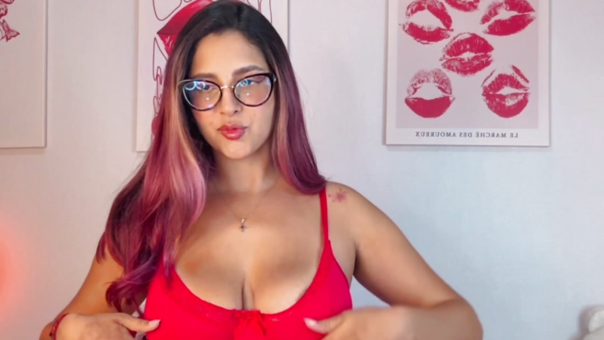 Wanna be my man my santa?🎅🏻 - video DesMuller kameramallilta