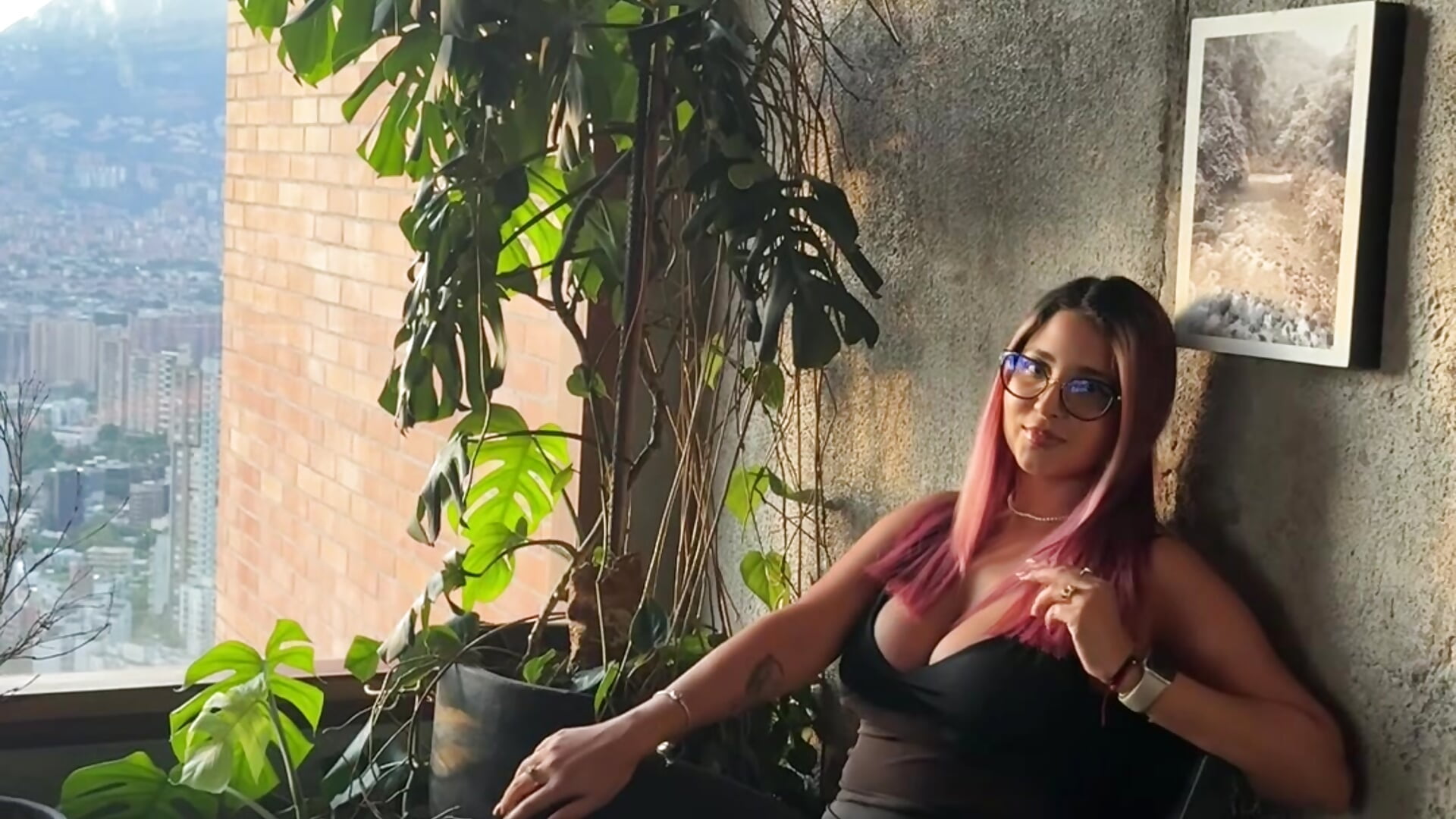 Love the view👀 - video by DesMuller cam model