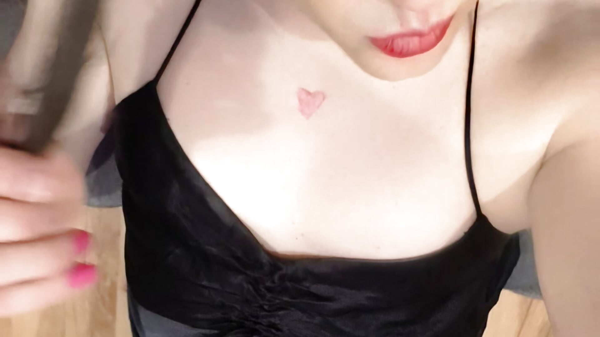 sexy b - video by vikicd24 cam model