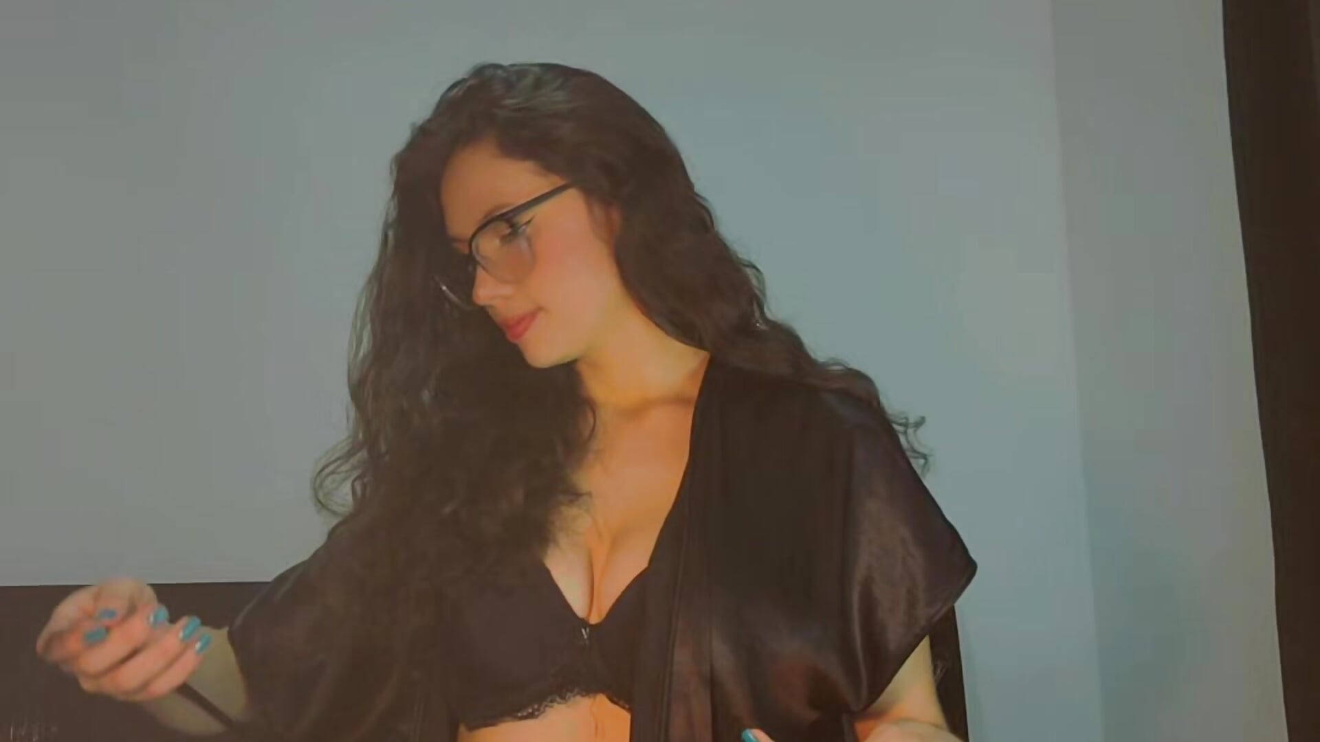 Me encanta esta canción!!– Brendaajames kameramodell videója