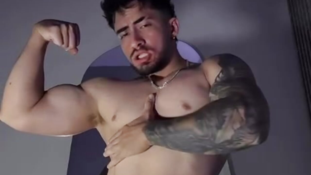Brad_Summer – Aktuellstes Video des Cam-Models 1651