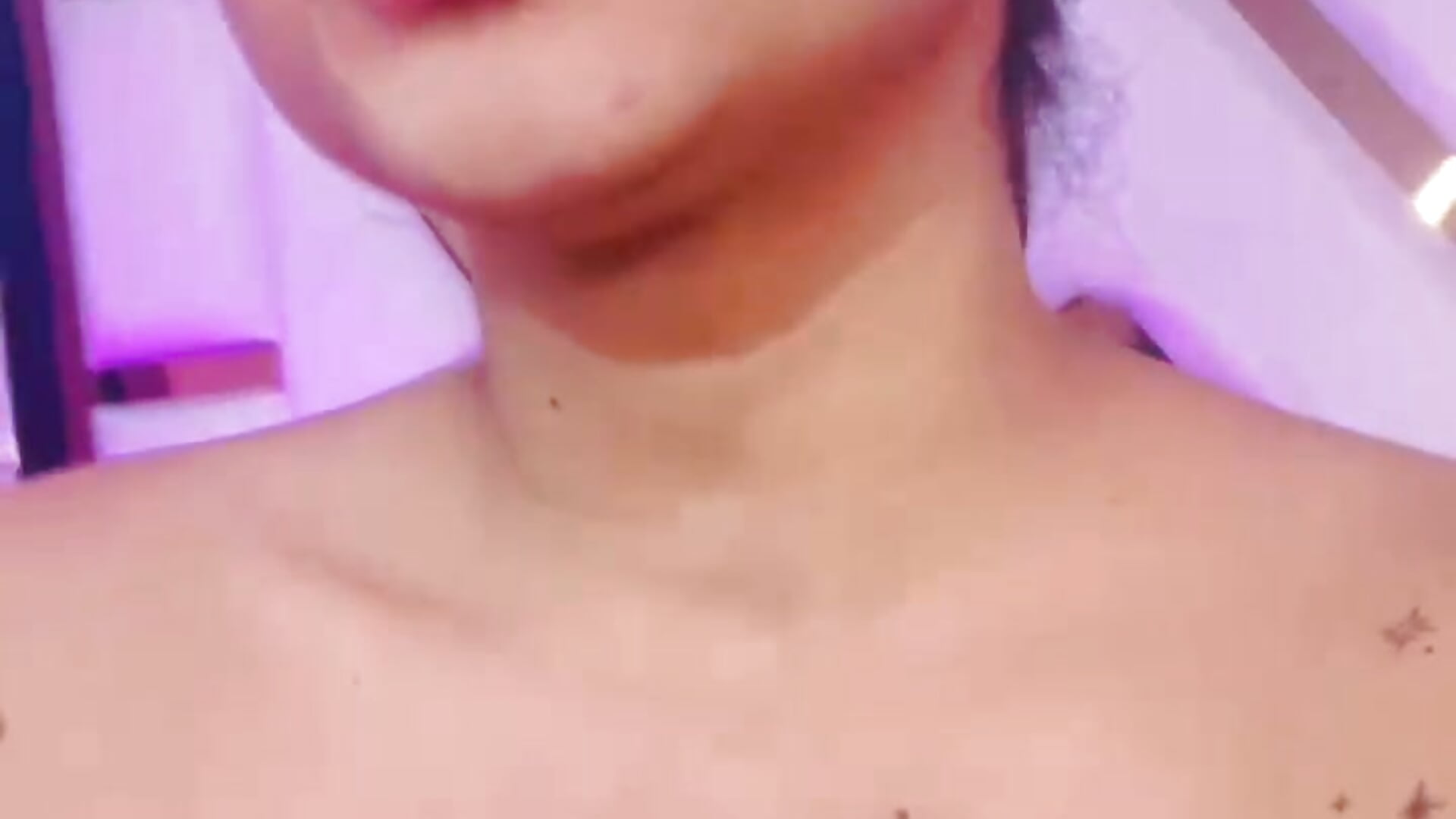 Your sexy miss! – video od webkamerové modelky miilaklum