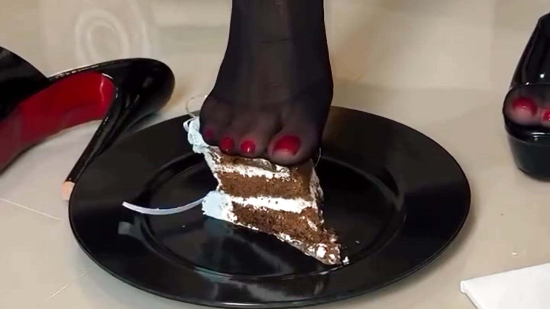 food-FETISH. WANT BIGGER AND HOTTER? - _TiffanyCo_ adlı kamera modelinin videosu