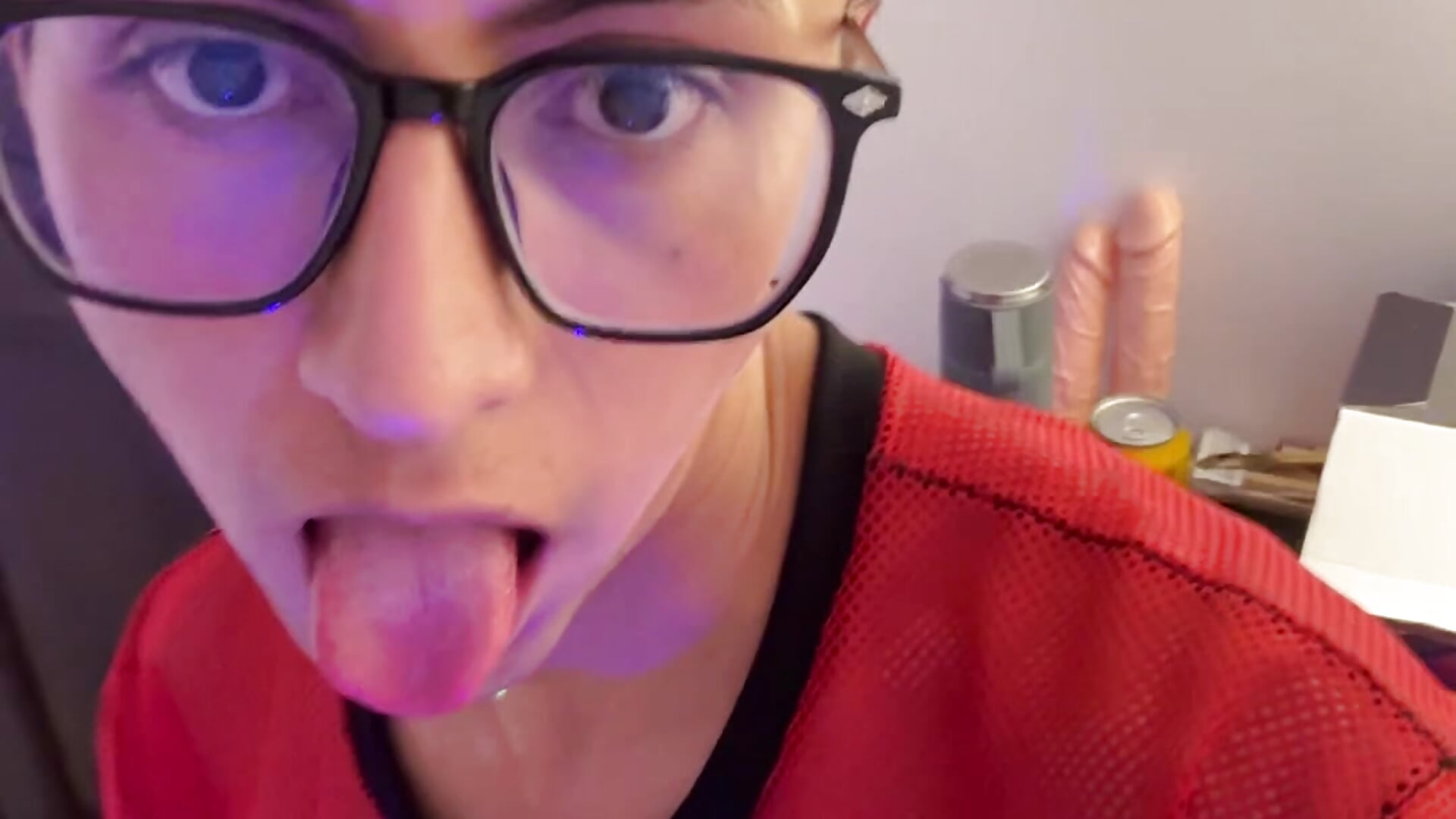 Me 😳😳 - video by darkdesire_01 cam model