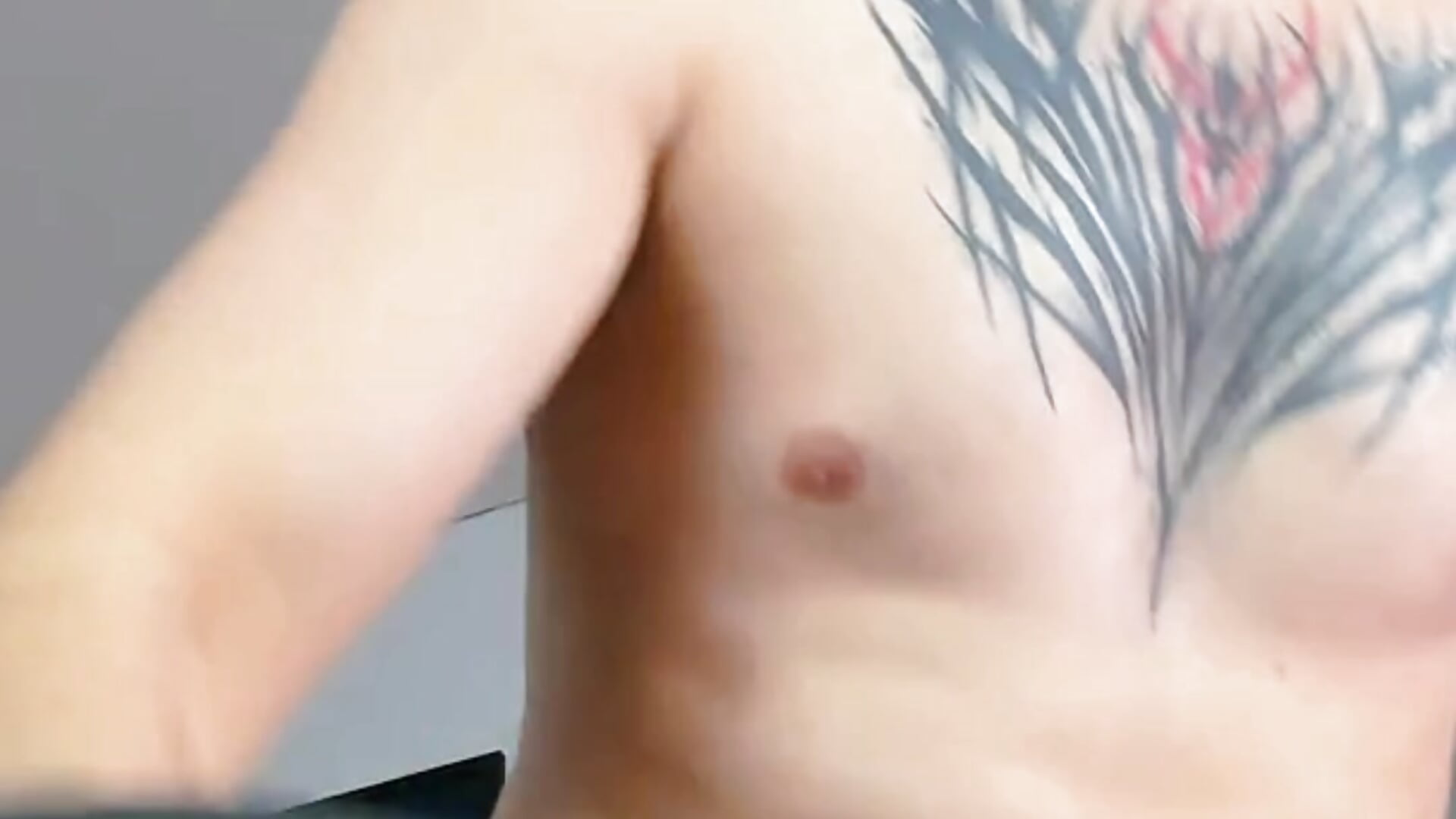 Hello! Nice to meet you❤️ - vidéo du modèle de showcams AssHunter4k