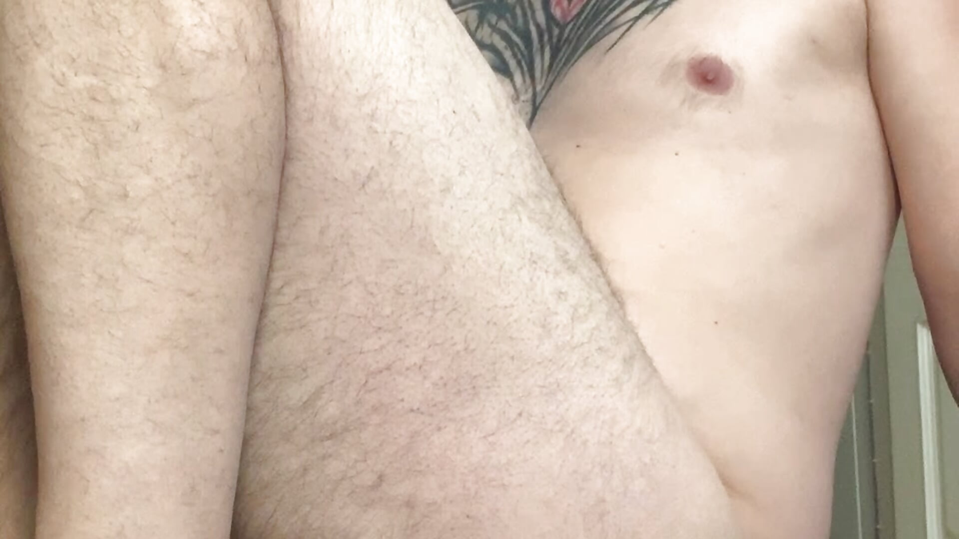 Your tongue + my body .. Continue thought - vidéo du modèle de showcams AssHunter4k