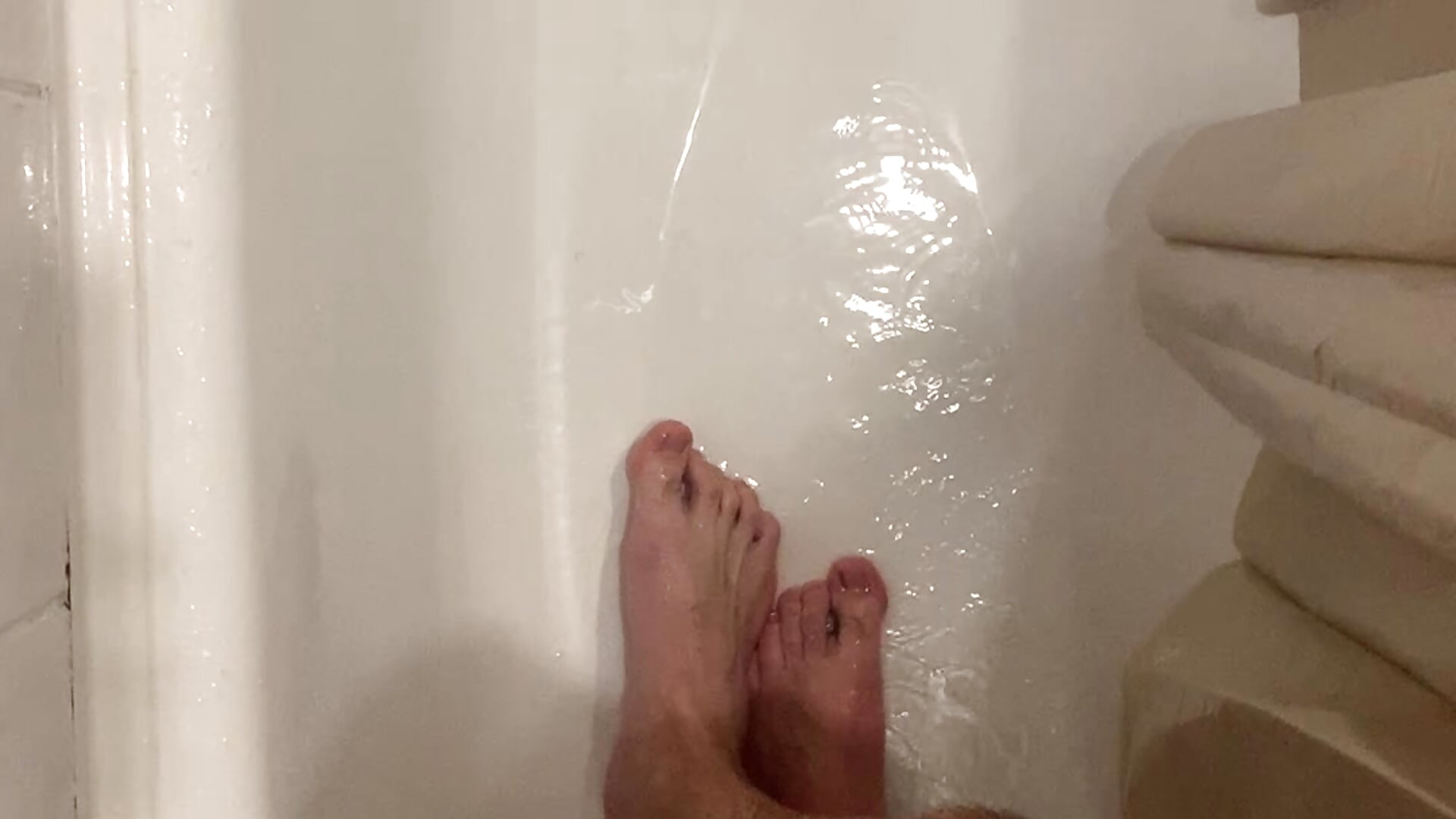 I jerk off in the bathroom for a long time and cum on my feet😛