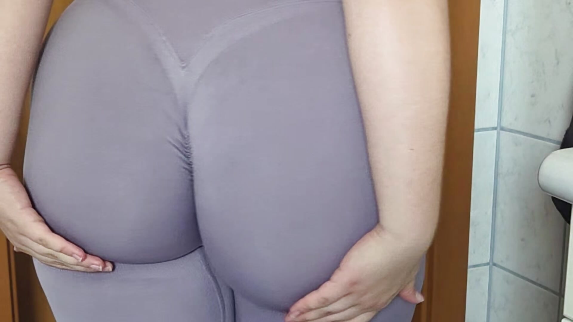 Was soll ich öfters oder mehr posten?🤔😋 - video di versautemeli modella di cam