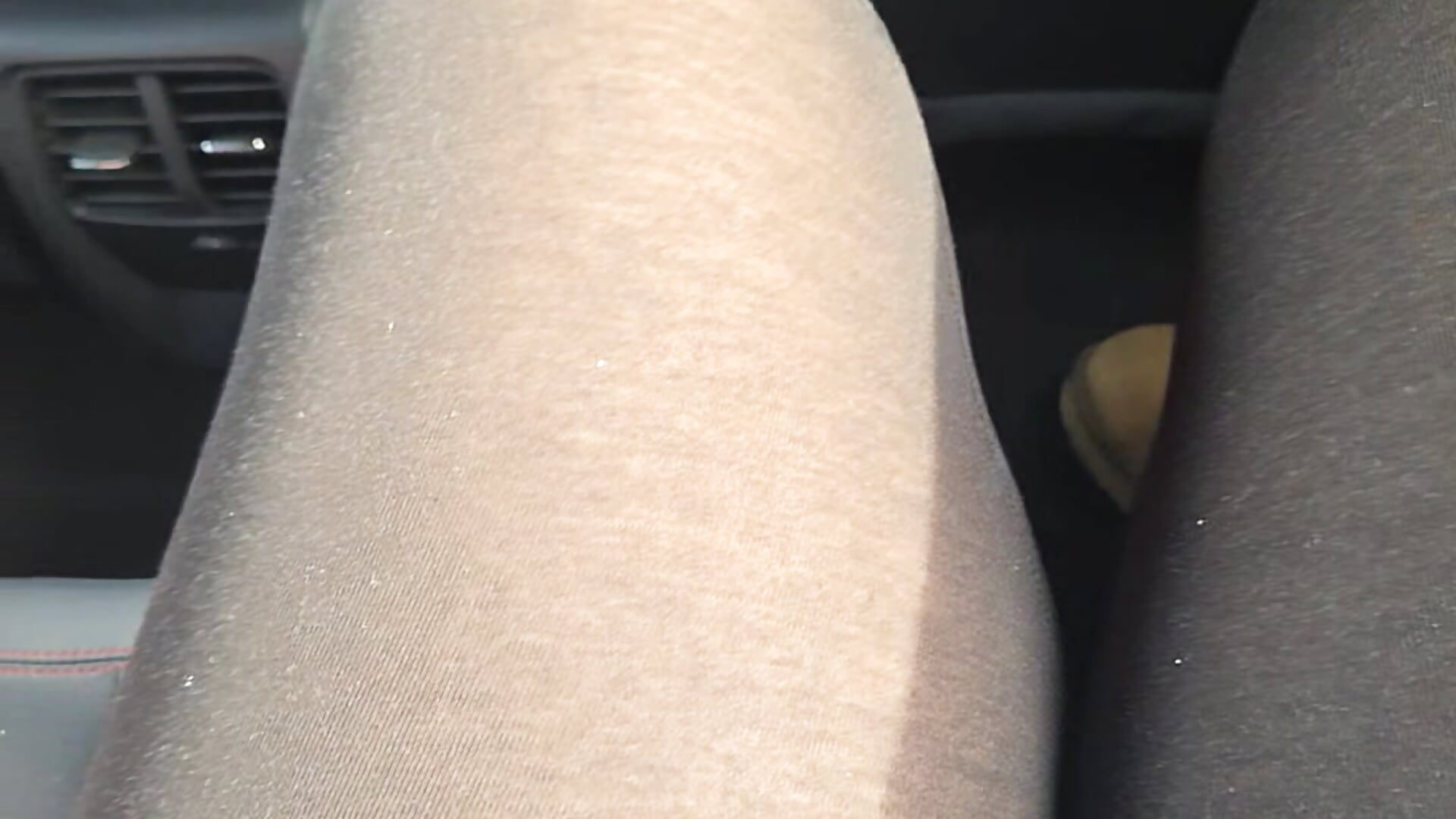 ich sollte heute wirklich vorsichtig sein…🥵 - Video von versautemeli Cam-Model