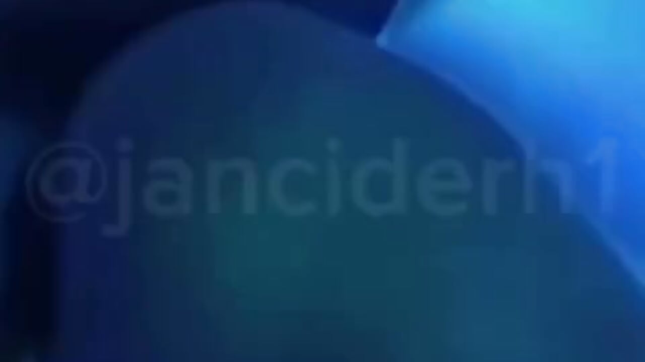 WhatsApp Video 2026-04-05 at 11,48,03 PM - відео від вебкаммоделі Morenoversa