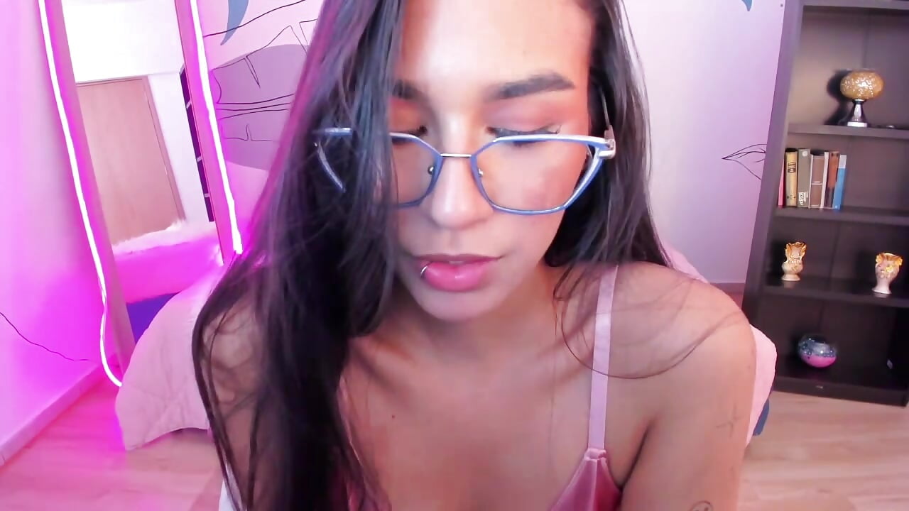 “Look closely… temptation starts in my gaze.” 🔥🤭 - video by Dana_Paula cam model