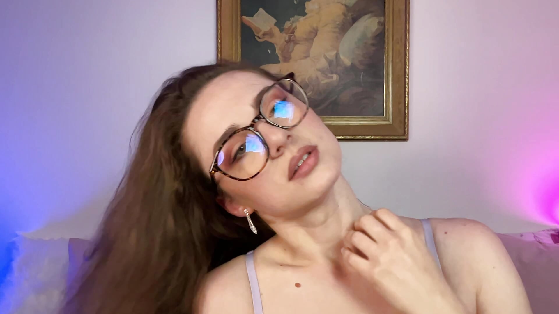 Sweet kisses - video by SofiaYour cam model