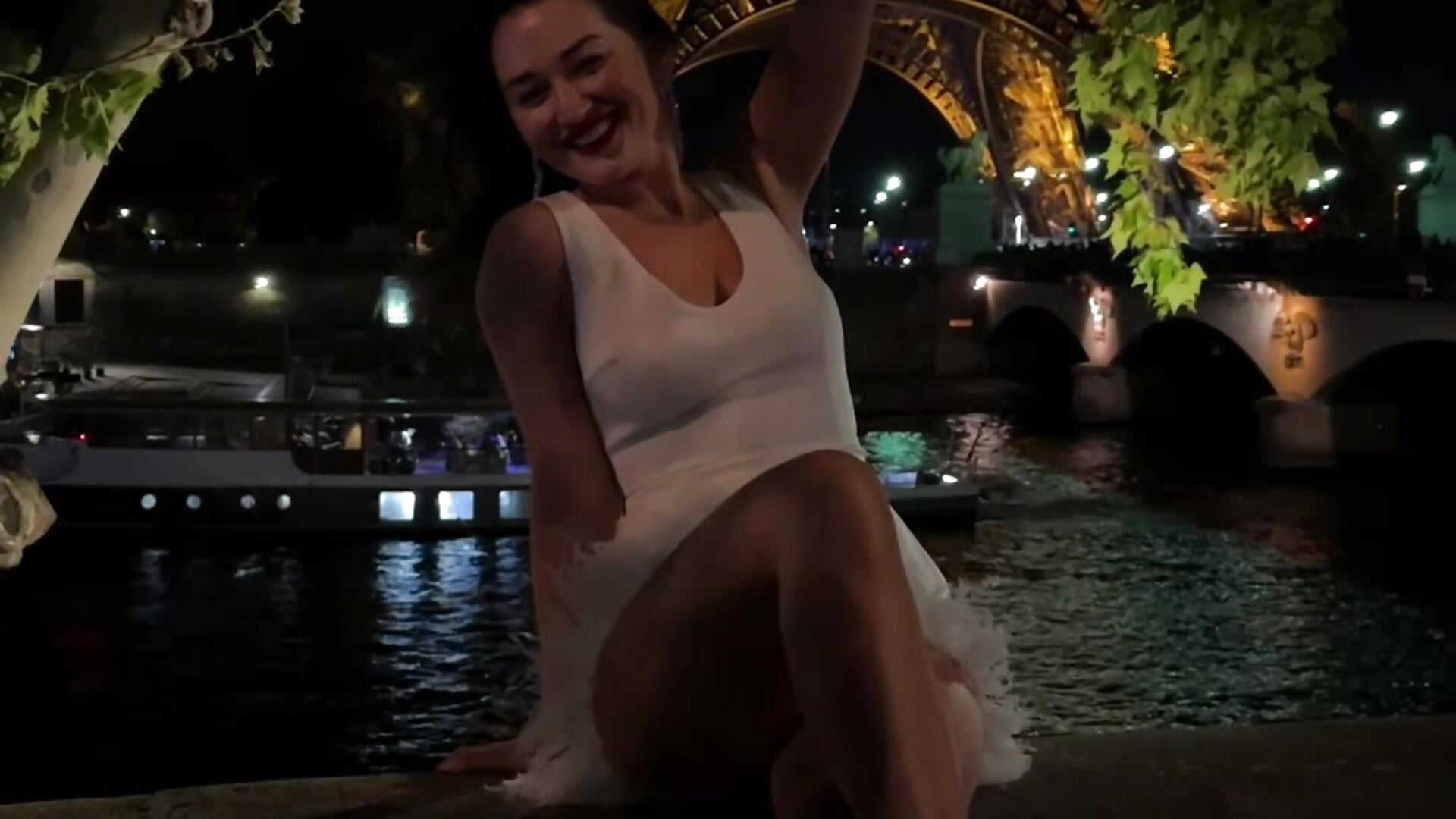 Paris💫 - video di RoseViki modella di cam