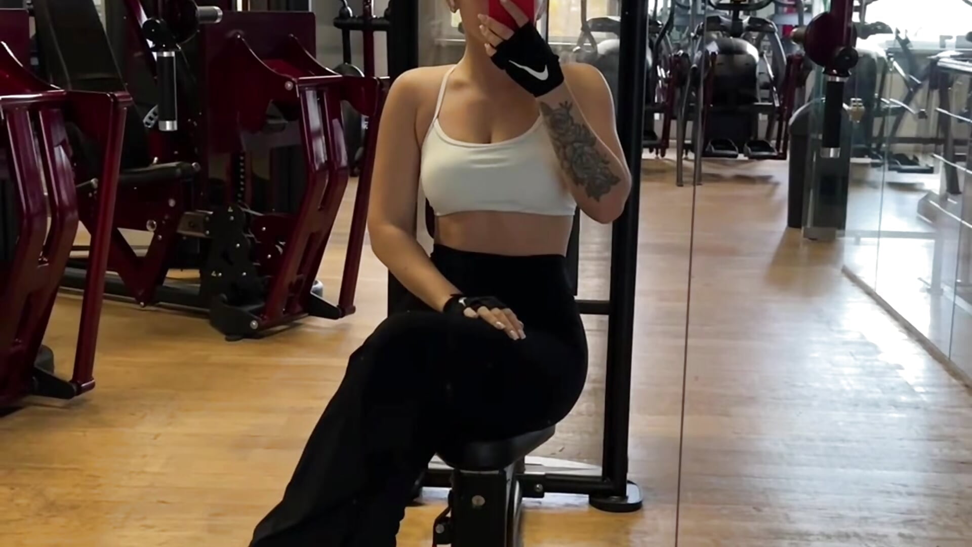 😎 - video di RoseViki modella di cam