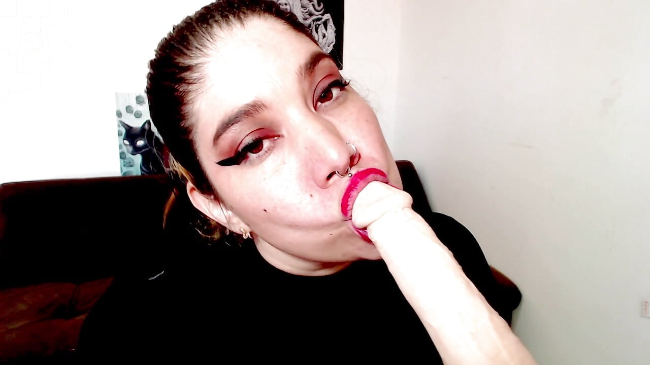 sucking dildo - βίντεο μοντέλου sharonnleon