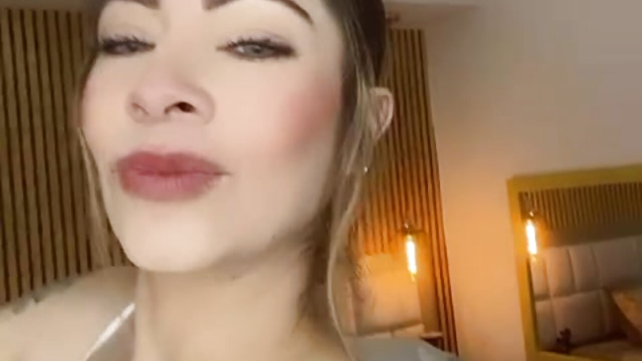 WhatsApp Video 2026-06-09 at 12,38,30 AM - video by viktoria_davis_ cam model
