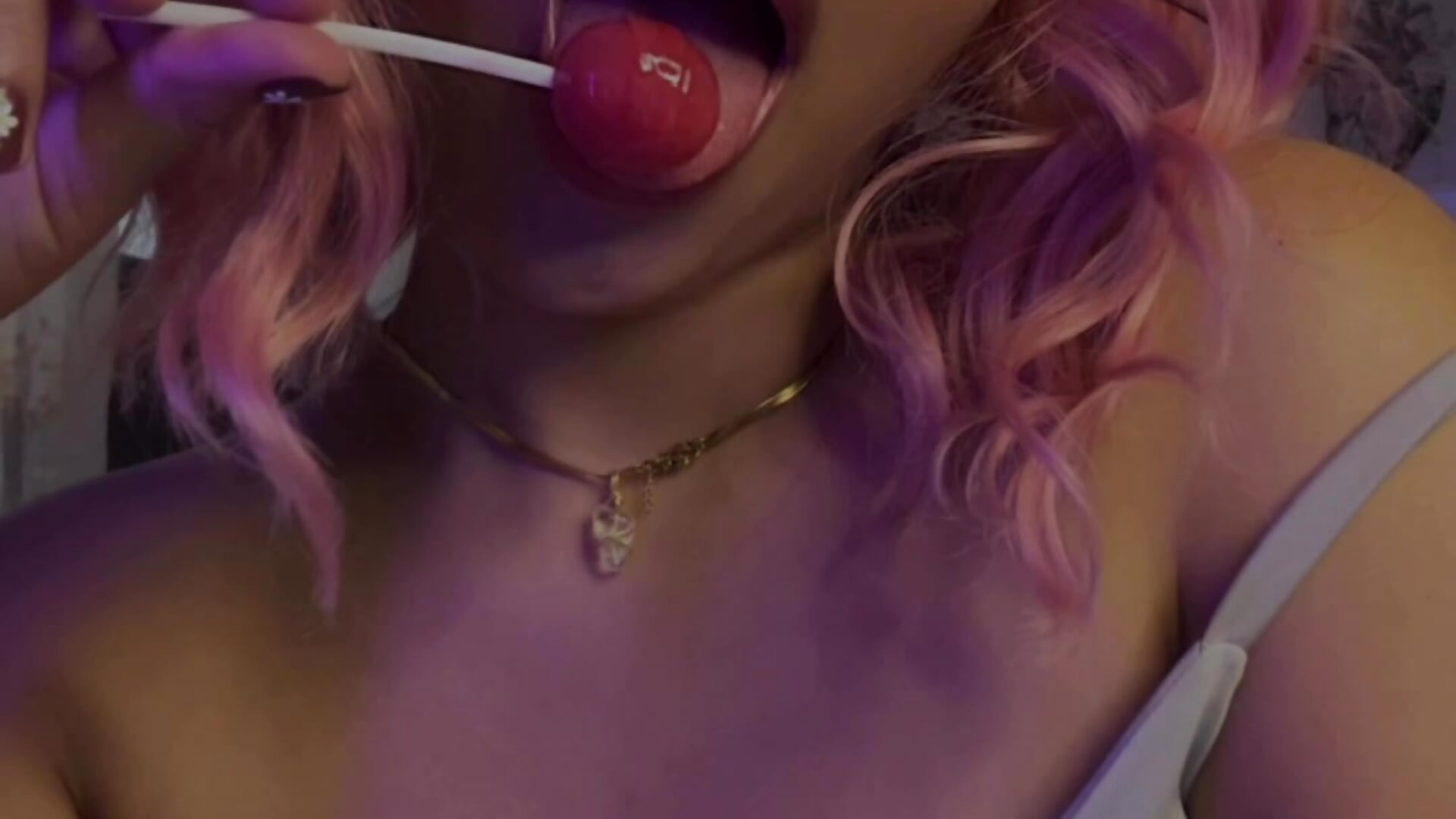 Pink show 💞 - video by byanabrown cam model