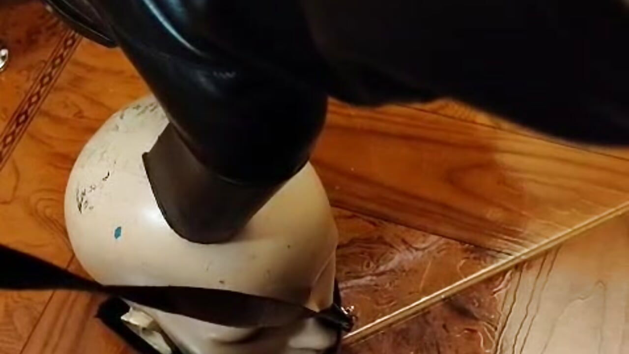 WhatsApp Video 2025-03-28 at 12,32,02 AM - video của người mẫu cam sachaclinford