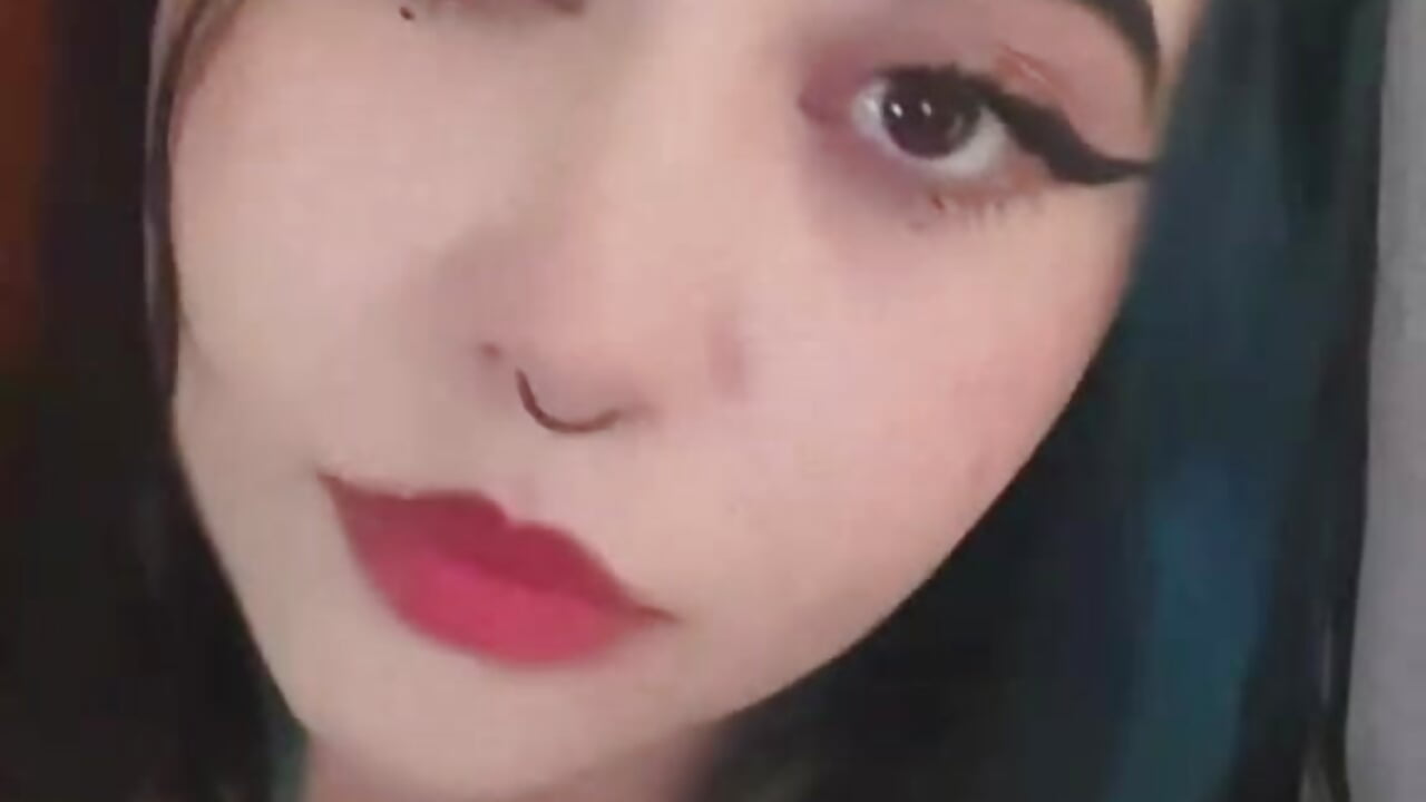 tuki – video af iris_sky cam-model