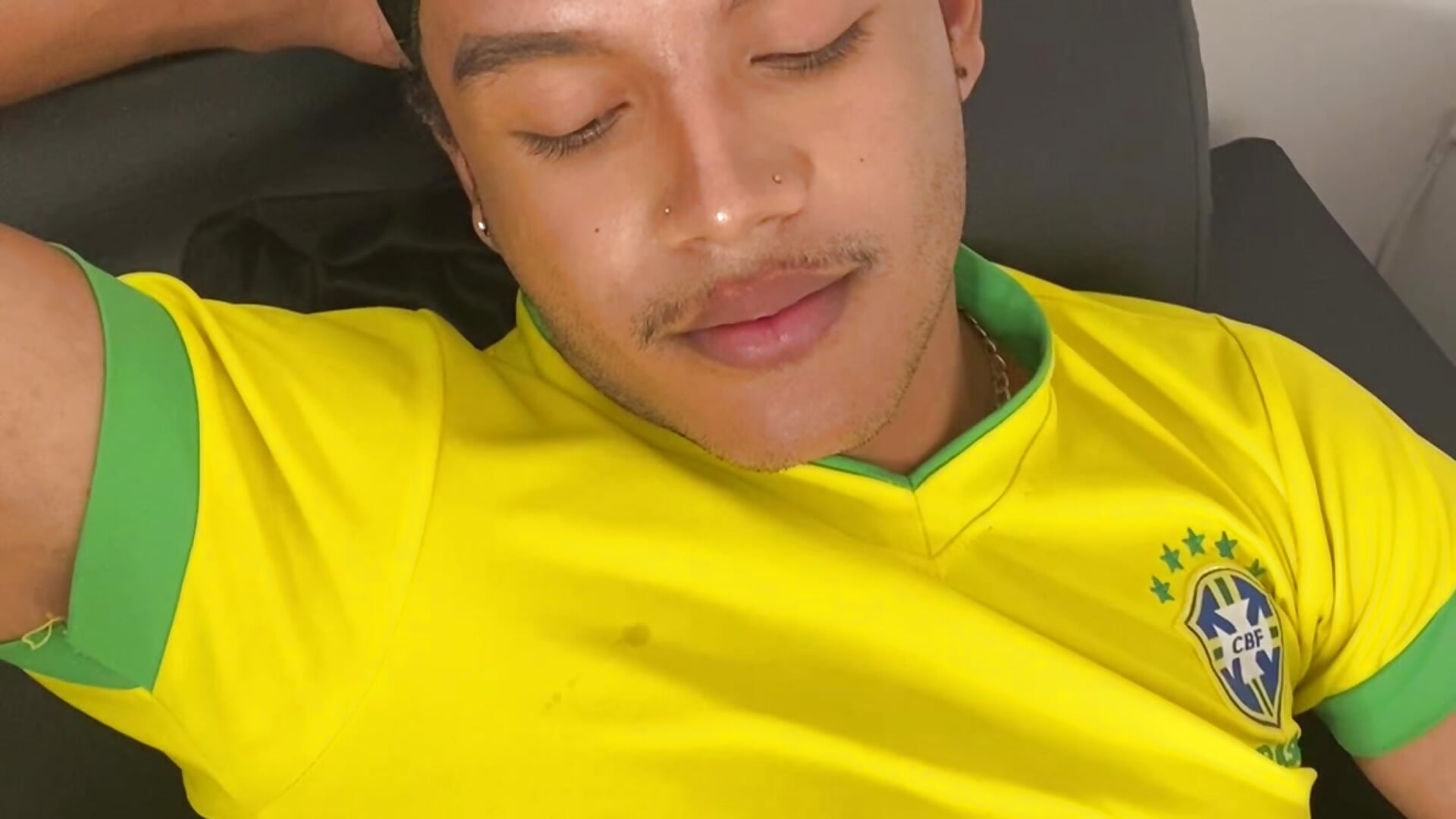 Like a sexy Brazilian🫦