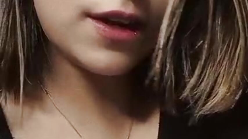 "You and me naked in bed... Are you coming?" 💘🍭 - video van Kitten_Cam cam-model