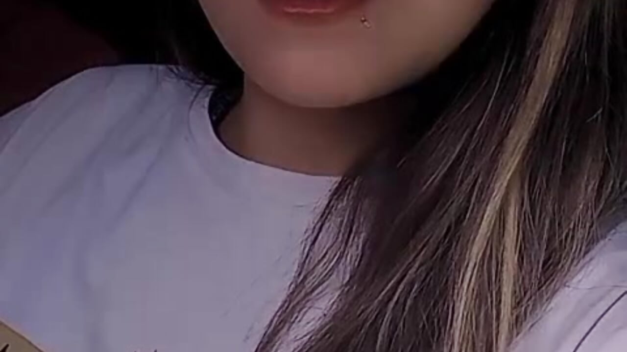 I love you enough to read to you every night... line after line, space by space👄 - فيديو من Kitten_Cam موديل الكام