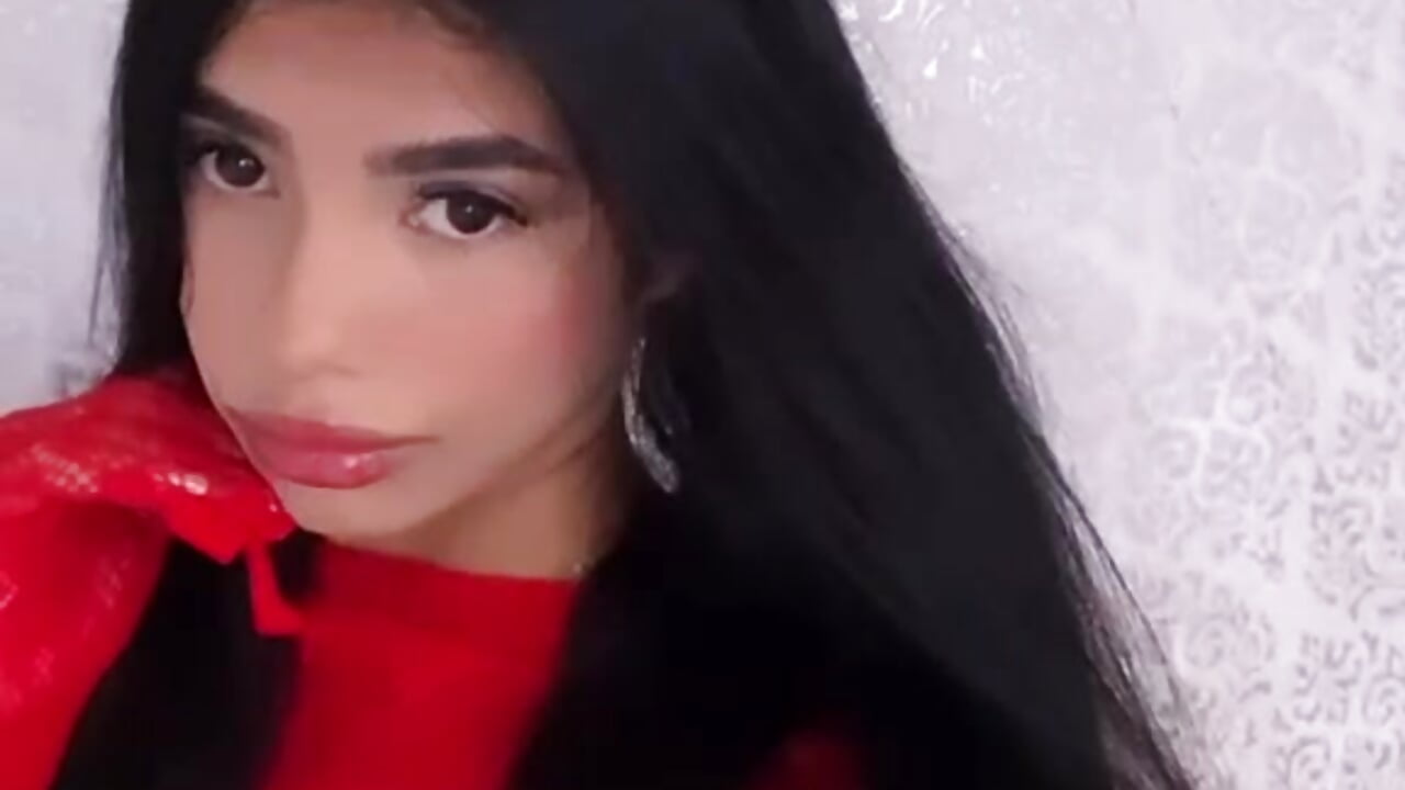 WhatsApp Video 2026-06-11 at 3,20,07 AM - วิดีโอโดย lucii_miller โมเดลแคม
