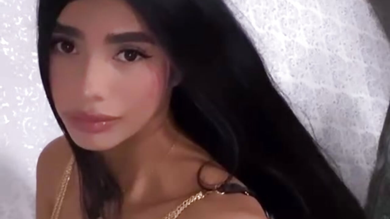 WhatsApp Video 2026-06-11 at 3,17,02 AM - วิดีโอโดย lucii_miller โมเดลแคม