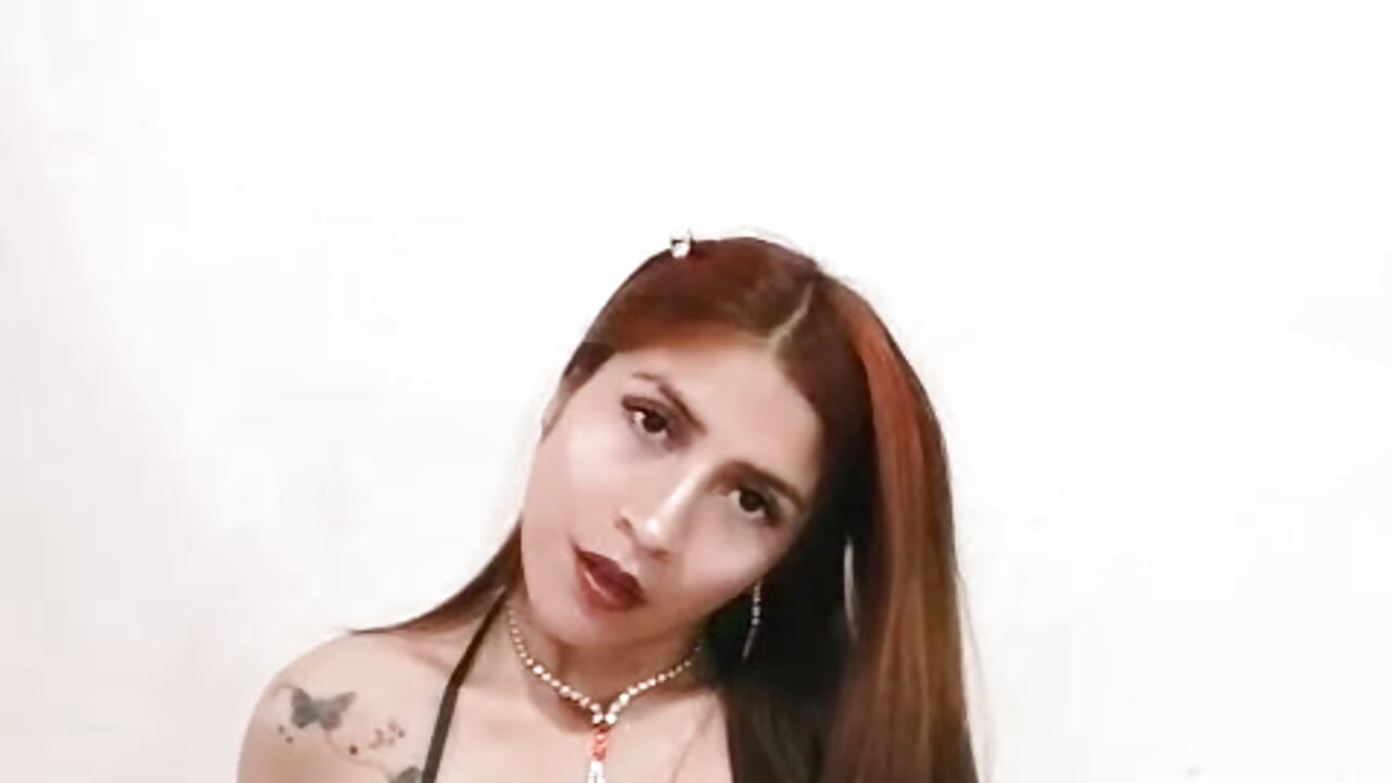 ✨🥵🔥 - video by emili_clark cam model