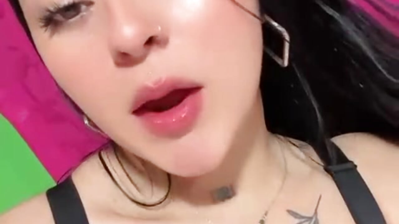 .💙✨ - video by Emmie_Hot cam model