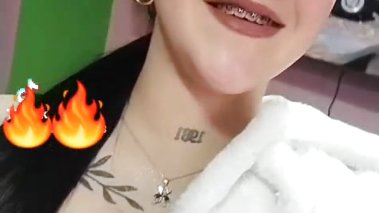.💙✨ - video by Emmie_Hot cam model