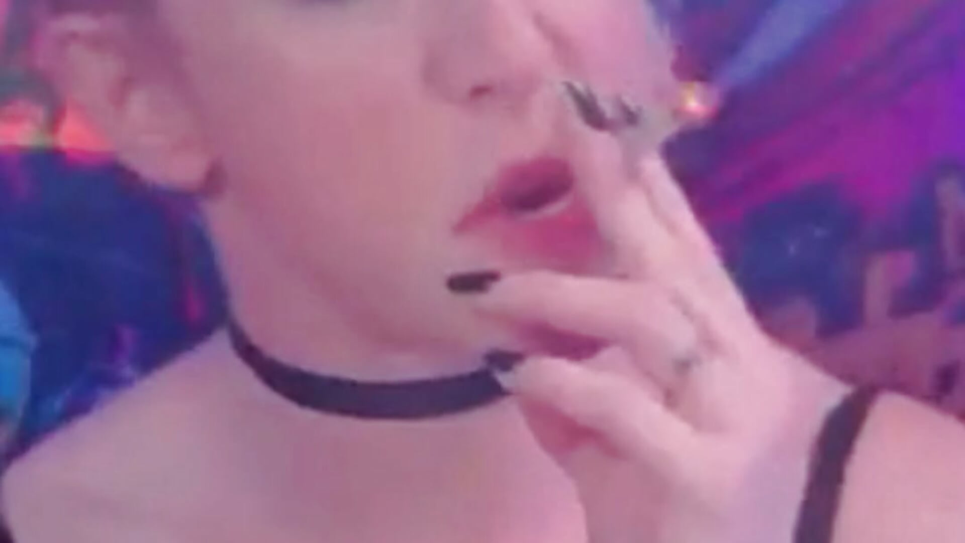Bro, Id smoke you under the table - video by KittiePurry69 cam model