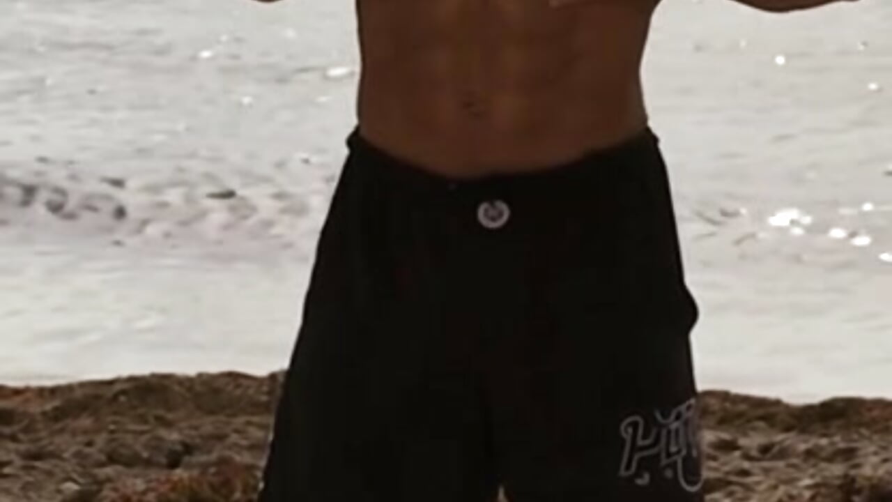 Phoenix at The Playboy Mansion Beach event - vídeo de la modelo de cam THERE_IS_NO_SAFEWORD