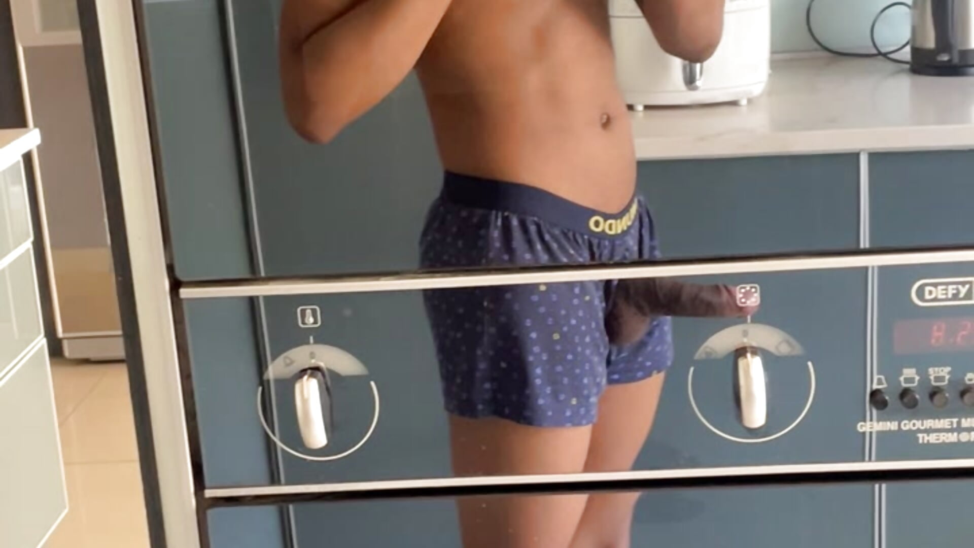 Cock Show Off