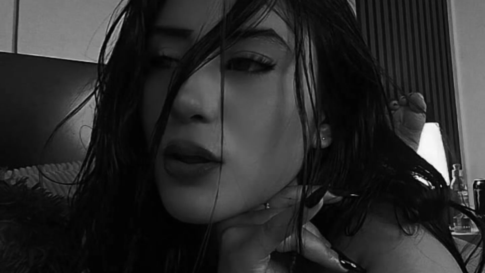 A strong spirit does not well in a weak body💋 - βίντεο μοντέλου fiorella_paris