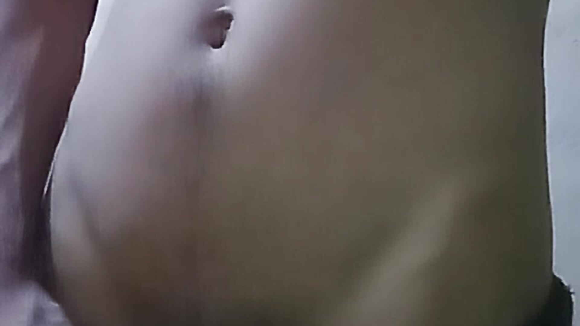 Saliendo del bañito - video by wuykyy cam model