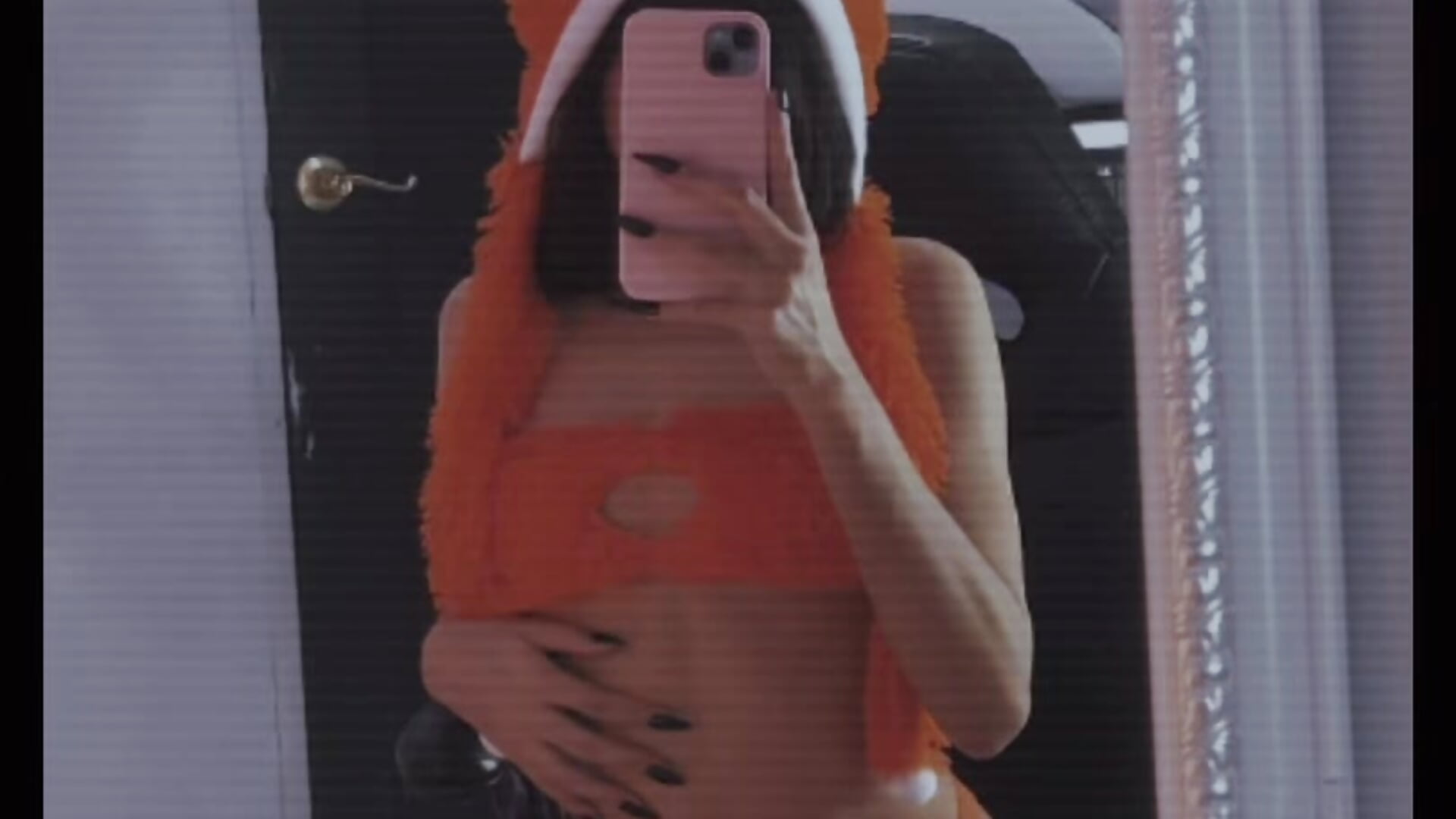 🦊 - video by Raven_jade_ cam model