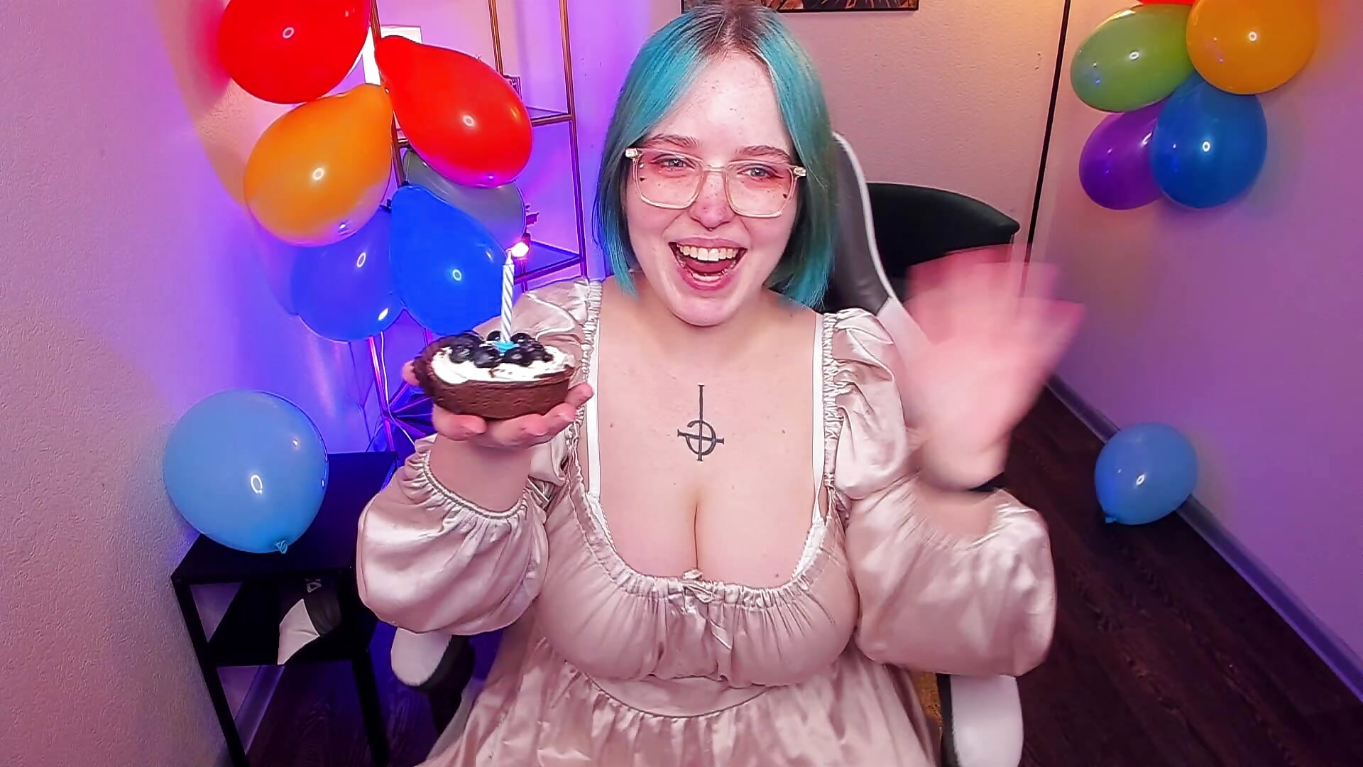 My 22 Birthday! - video oleh Manic_pixie_ kamera model