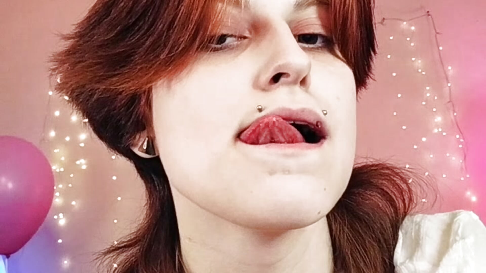 Piercing - video by Shiro_kitsu cam model