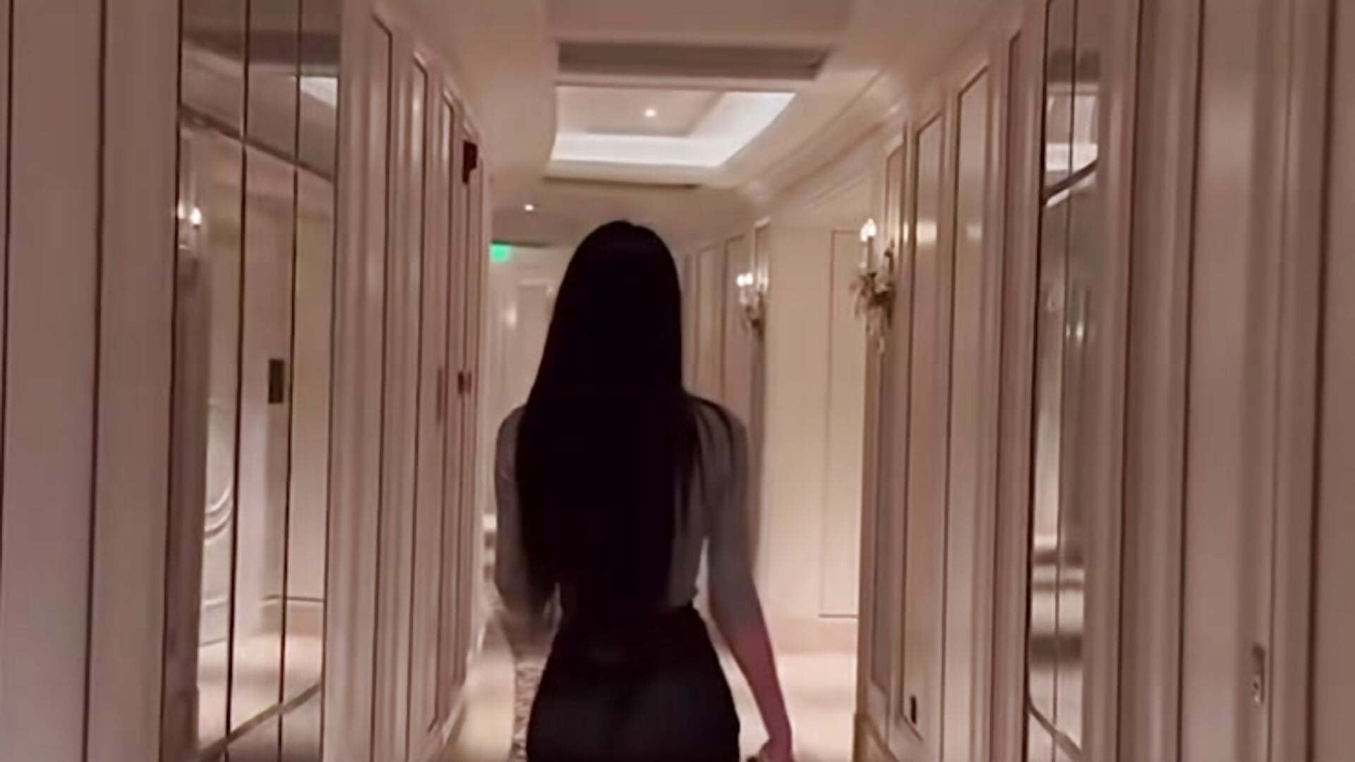 b8f61da9d6dc28fbaa5125873cf80d51– ShMily-ss kameramodell videója