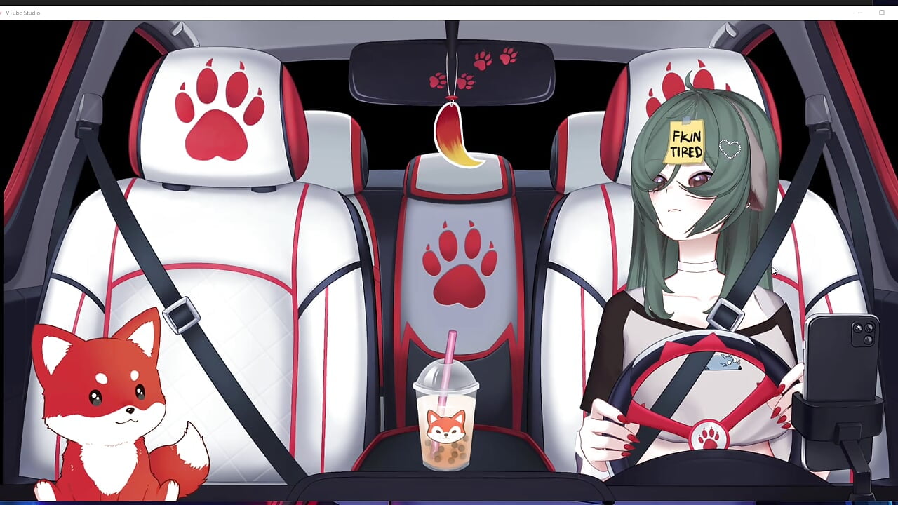 Some progress with the car (SWF) – video od webkamerové modelky LewdFoxy_VT