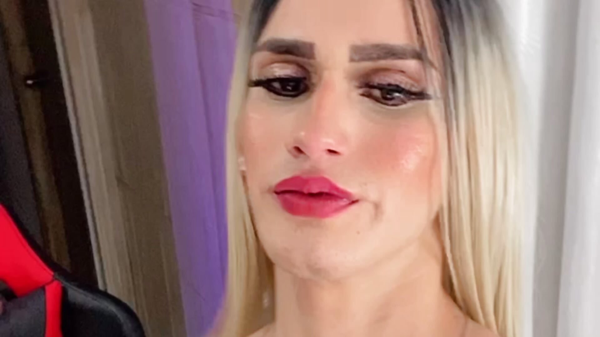 😻 - video by Sexy_valgirl cam model