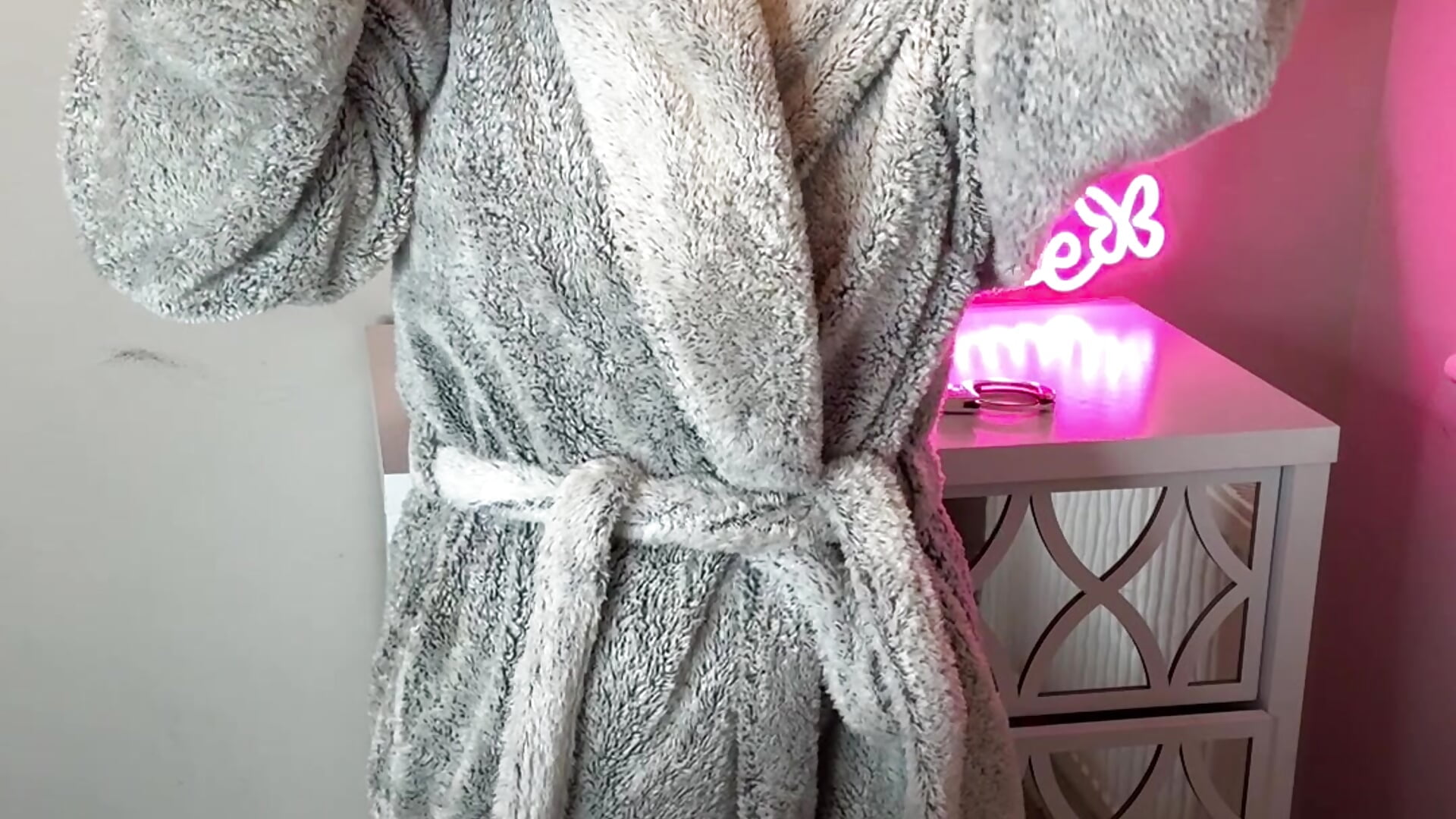 Come join me - video by MakemeMillie1 cam model