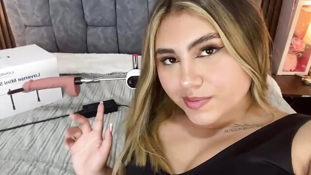 My New Toy 😍 - Video von MeganCrow Cam-Model