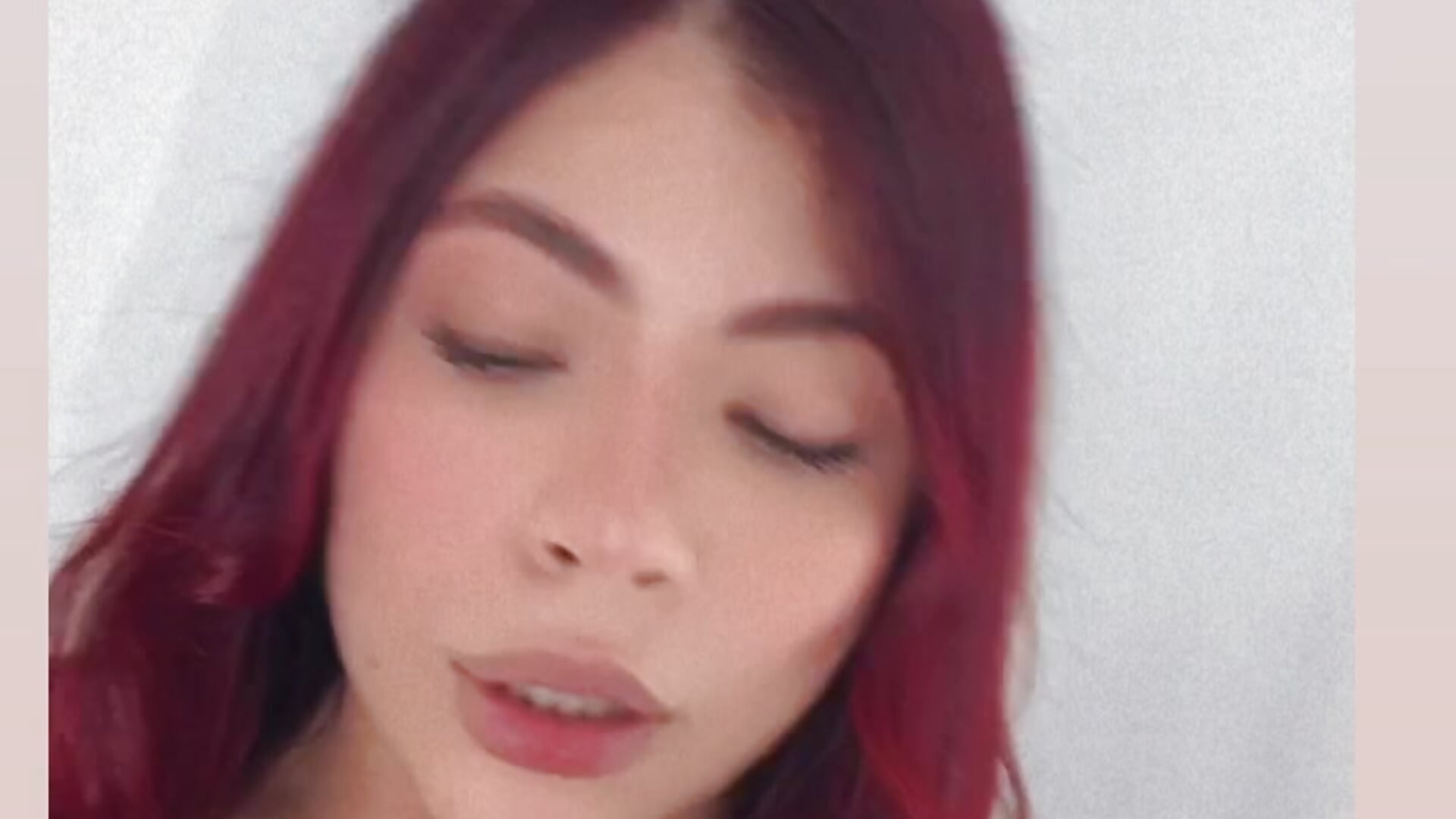 Black 🤍 – video af Kendall__Fox cam-model