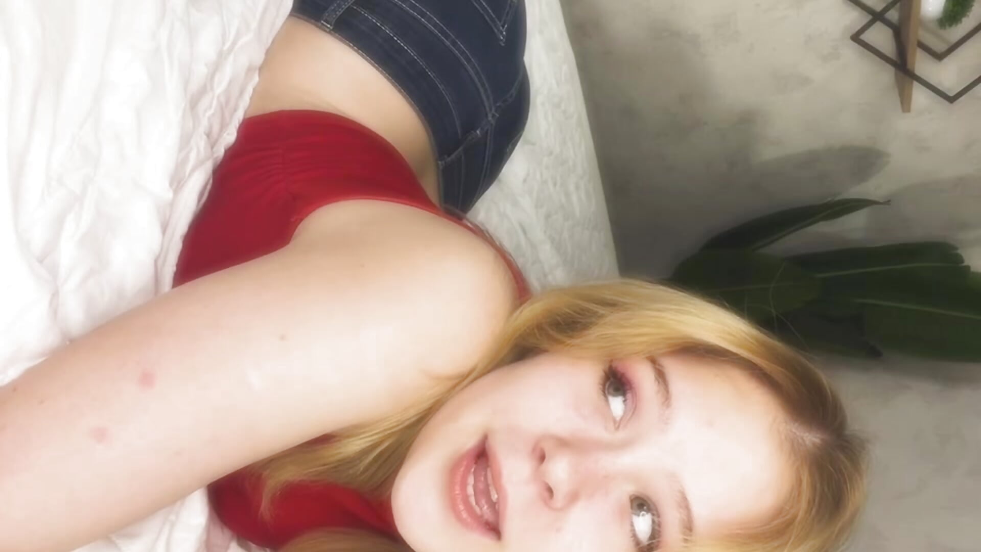 bom boom - βίντεο μοντέλου Amy_Kimberlly