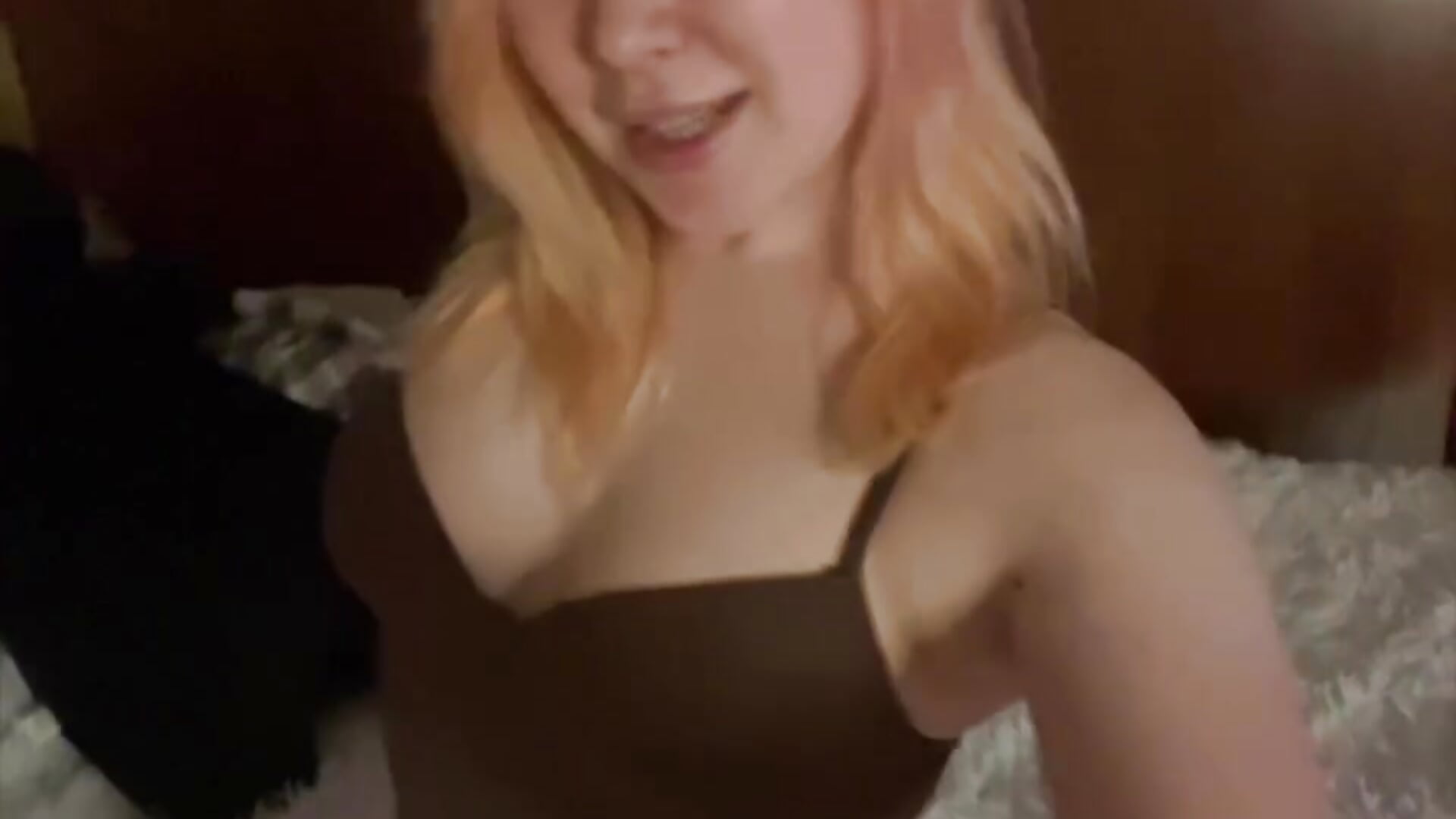 💋 - วิดีโอโดย Amy_Kimberlly โมเดลแคม