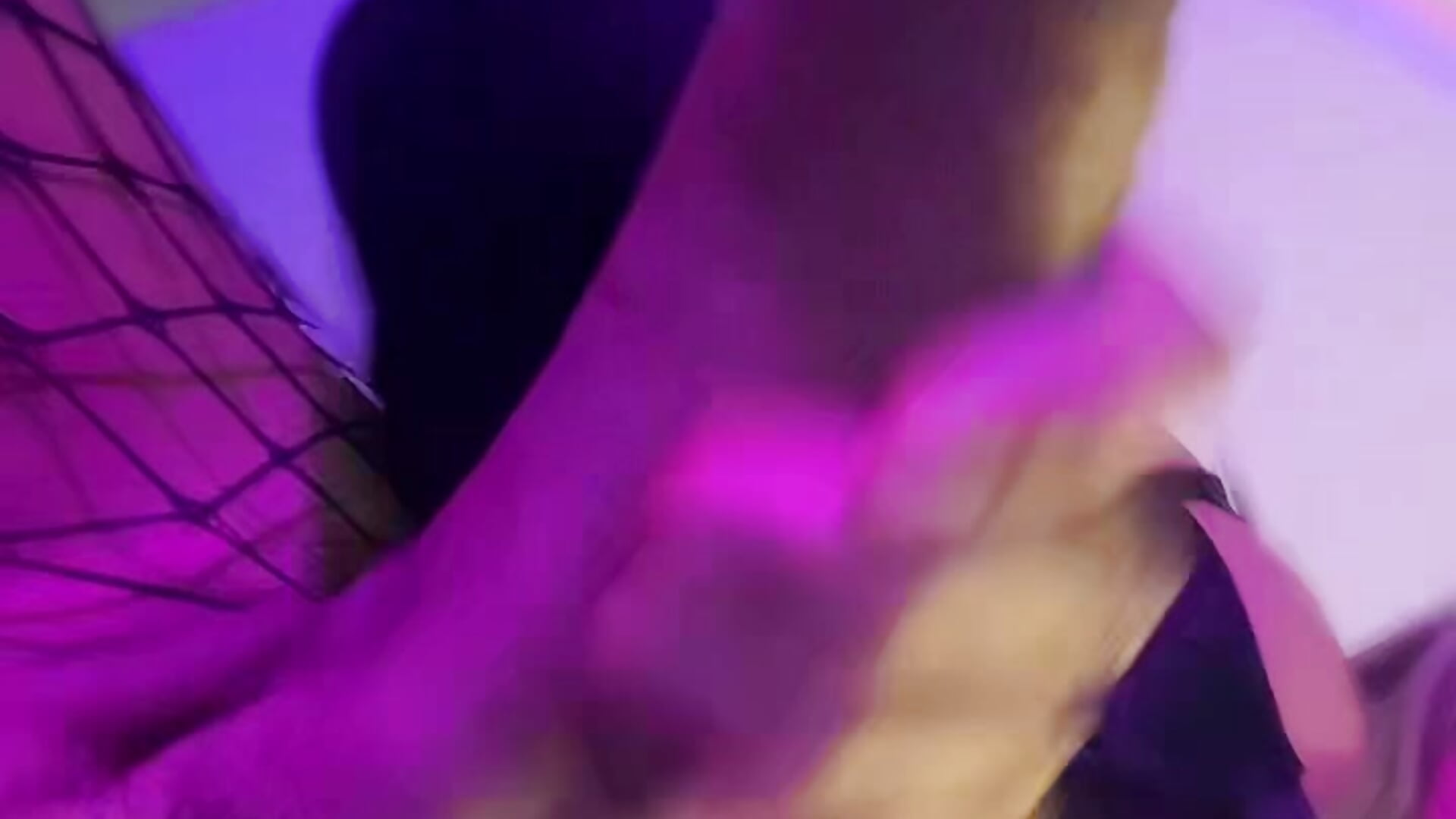 Suck deep my big cock and drink pre cum – видео вебкам-модели REBECA_VALENTINE