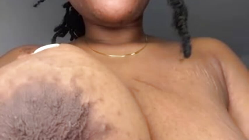 Tits upclose cam 😛 - βίντεο μοντέλου Boneca25